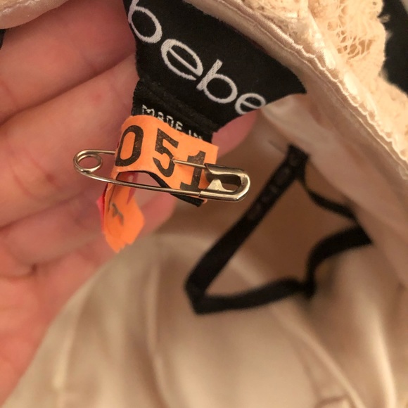 Bebe dress - Picture 3 of 3